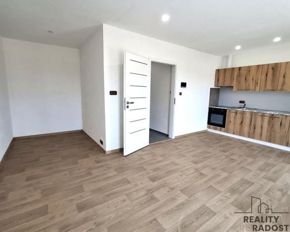Pronájem bytu 1+kk, Znojmo, Šatovská, 31 m2