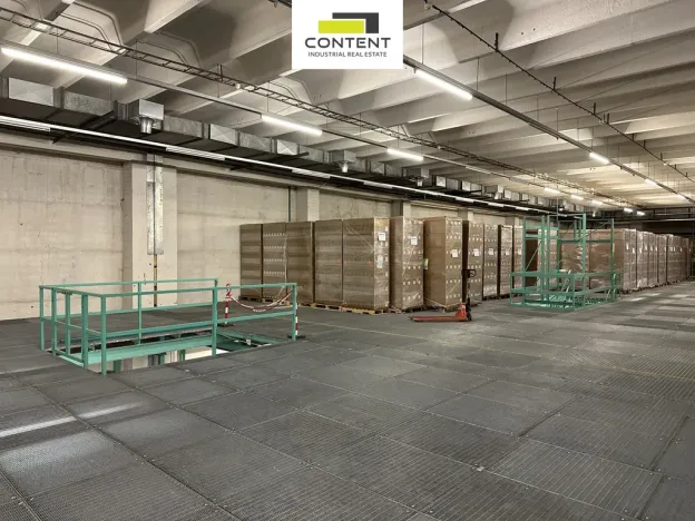 Pronájem skladu, Hradec Králové - Březhrad, Březhradská, 5330 m2