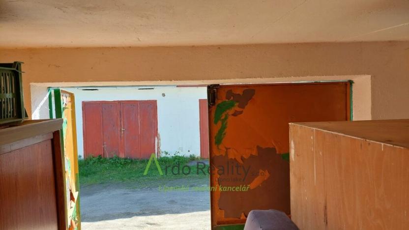 Prodej garáže, Loučovice, 21 m2
