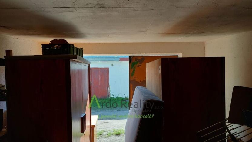 Prodej garáže, Loučovice, 21 m2