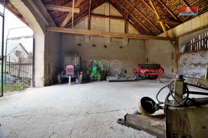 Prodej rodinného domu, Černiv, 320 m2