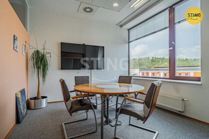 Prodej kanceláře, Třinec - Oldřichovice, 2388 m2