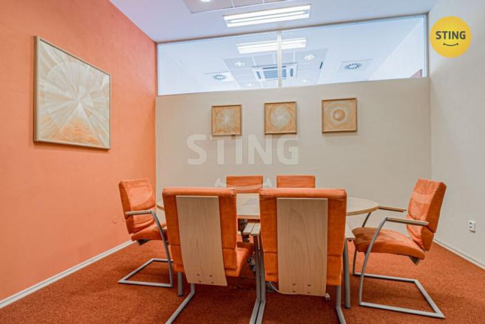 Prodej kanceláře, Třinec - Oldřichovice, 2388 m2