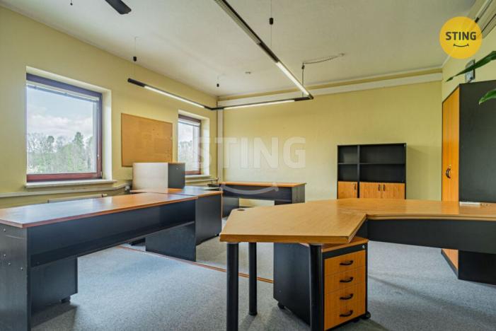 Prodej kanceláře, Třinec - Oldřichovice, 2388 m2