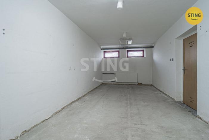 Prodej kanceláře, Třinec - Oldřichovice, 2388 m2