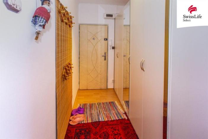 Prodej bytu 2+1, Butoves, 58 m2