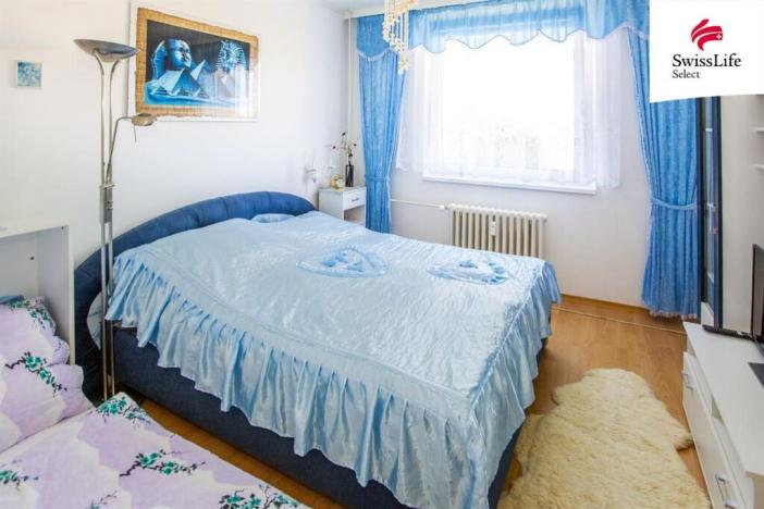 Prodej bytu 2+1, Butoves, 58 m2