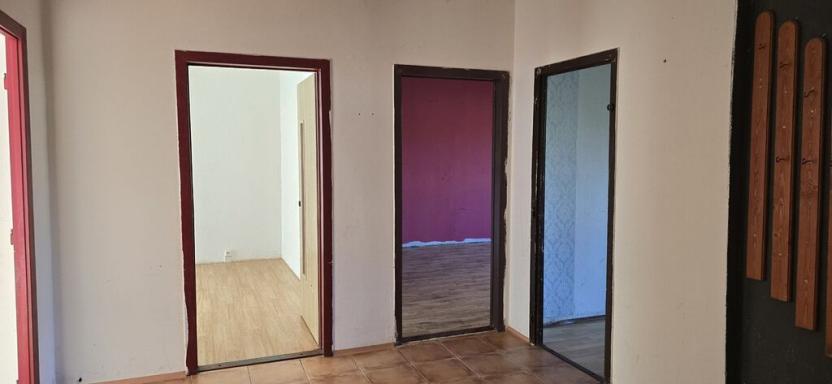 Pronájem bytu 4+1, Ústí nad Labem - Mojžíř, Jindřicha Plachty, 99 m2