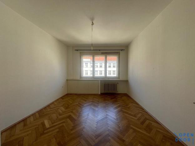Pronájem bytu 1+1, Praha - Nové Město, Plavecká, 53 m2