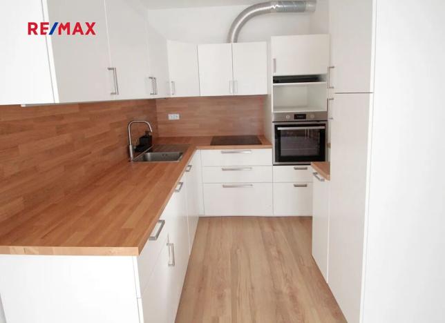 Pronájem bytu 2+kk, Cerhenice, Za Cukrovarem, 55 m2