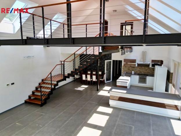 Prodej rodinného domu, Pětihosty, 200 m2