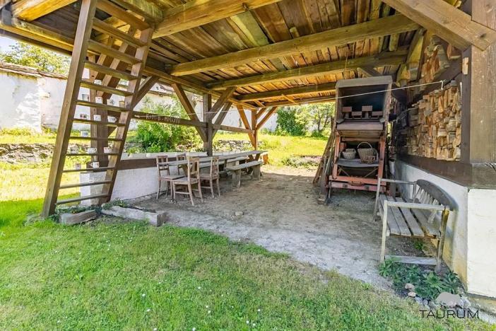 Prodej vícegeneračního domu, Chocenice, 280 m2