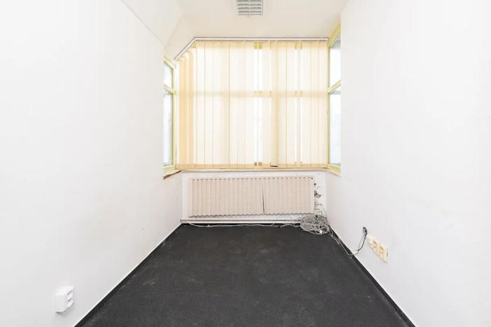 Pronájem kanceláře, Brno, Malínská, 179 m2