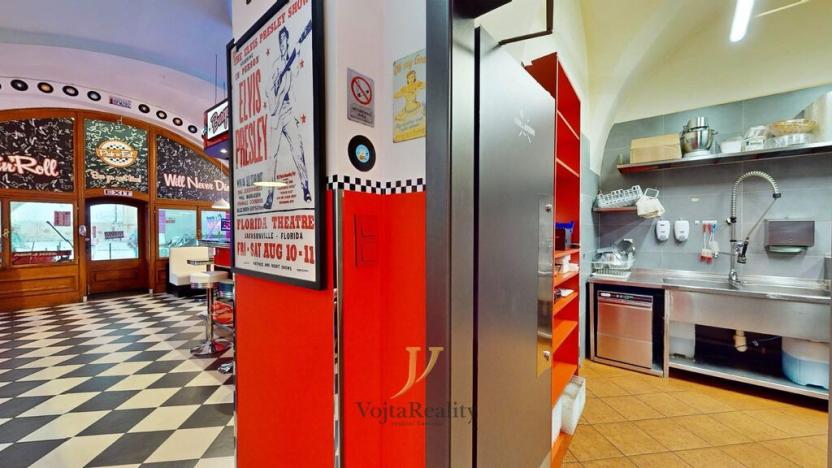 Pronájem restaurace, Olomouc, 8. května, 140 m2