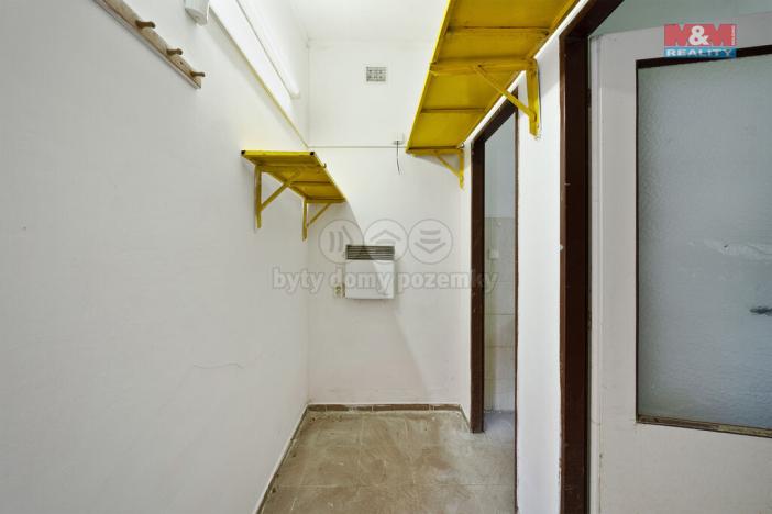 Pronájem obchodního prostoru, Hřensko, 80 m2