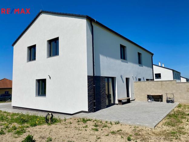 Pronájem rodinného domu, Mukařov - Srbín, Na Kopci, 123 m2