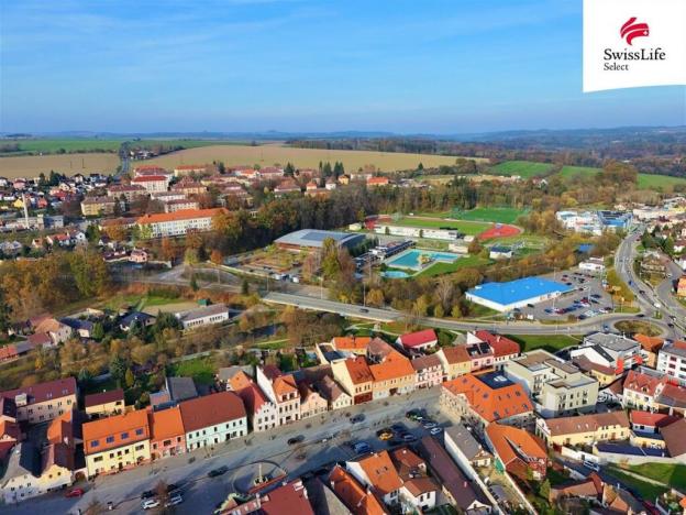 Prodej obchodního prostoru, Vlašim, Žižkovo nám., 490 m2