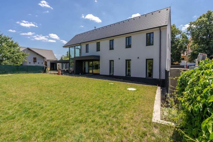 Prodej ubytování, Černěves, 237 m2