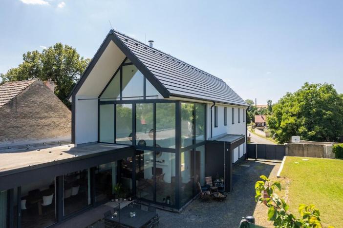 Prodej rodinného domu, Černěves, 237 m2