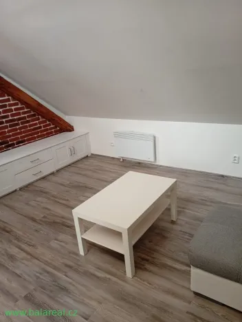 Pronájem bytu 3+kk, Rousínov - Čechyně, 69 m2