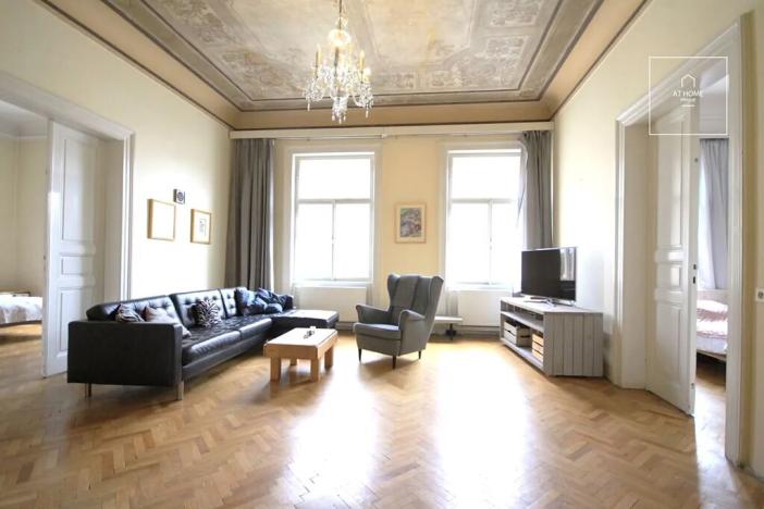 Pronájem bytu 3+1, Praha - Staré Město, Valentinská, 120 m2