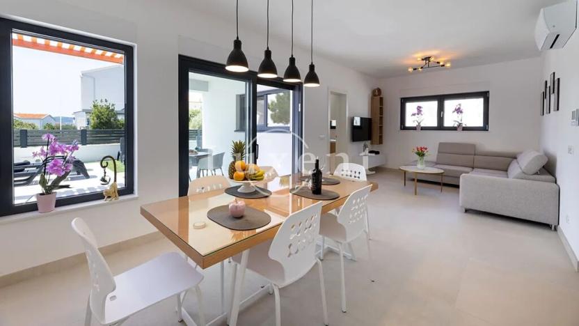 Prodej rodinného domu, Trogir, Chorvatsko, 200 m2