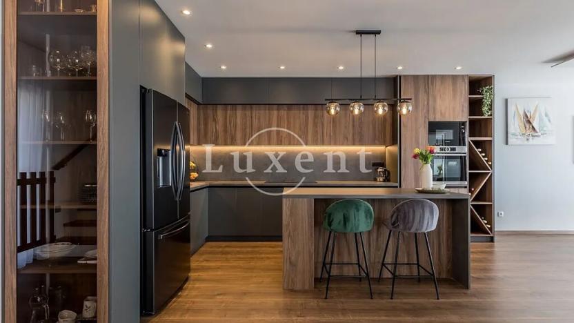 Prodej vily, Split, Chorvatsko, 360 m2