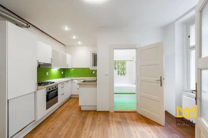 Pronájem bytu 2+1, Praha - Smíchov, Grafická, 63 m2