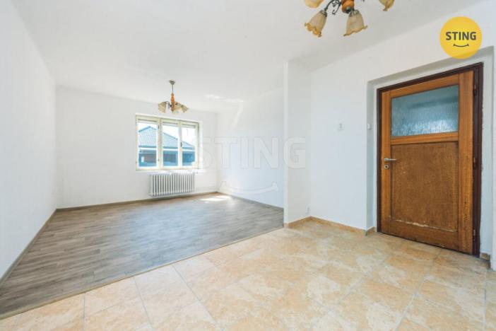 Prodej rodinného domu, Staré Jesenčany, 140 m2