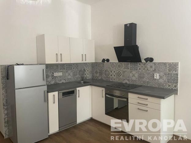 Pronájem bytu 2+kk, Praha - Vinohrady, Polská, 50 m2