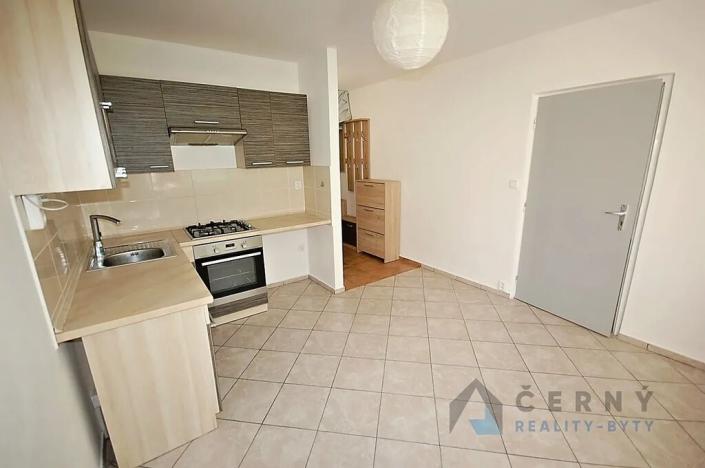 Pronájem bytu 2+kk, Liberec, Kominická, 37 m2