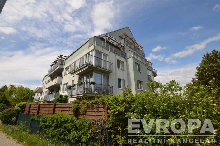 Pronájem bytu 3+kk, Praha - Kbely, Pod Nouzovem, 60 m2