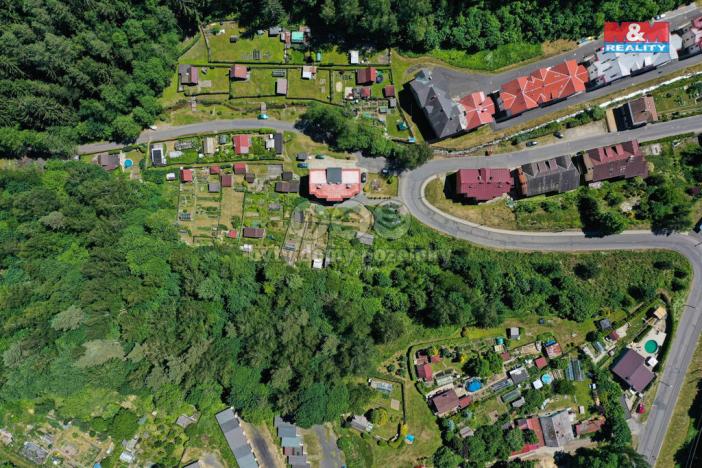 Pronájem zahrady, Oloví, 102 m2