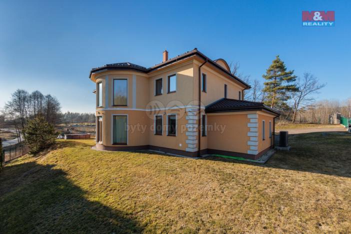 Prodej rodinného domu, Nová Role - Mezirolí, 376 m2