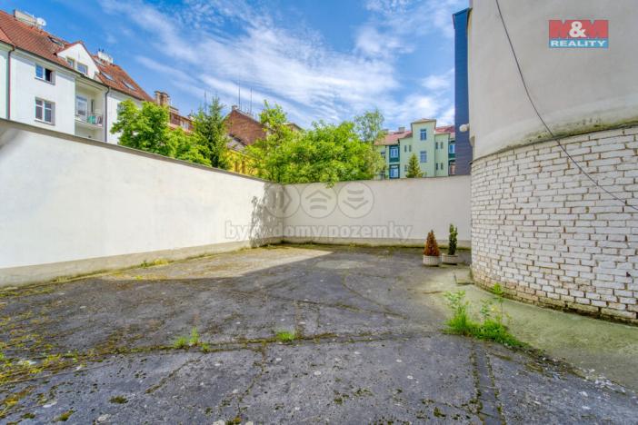 Pronájem kanceláře, Plzeň, Hálkova, 786 m2