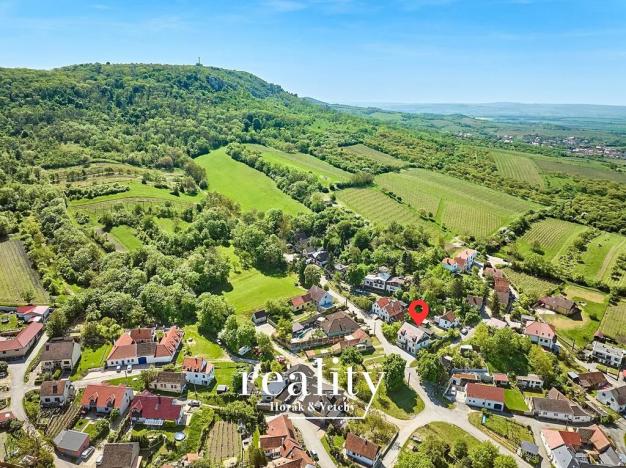 Prodej rodinného domu, Perná, 205 m2