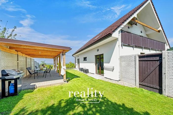 Prodej vícegeneračního domu, Perná, 205 m2