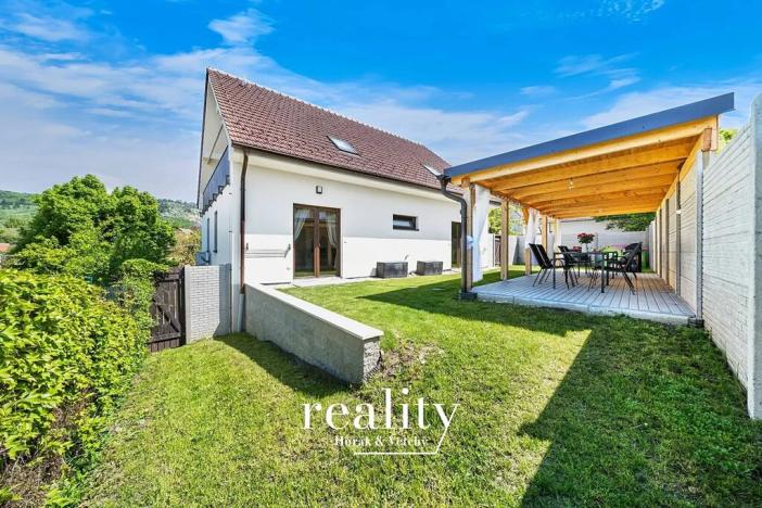 Prodej ubytování, Perná, 205 m2