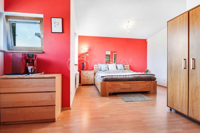 Prodej rodinného domu, Zeleneč, U Lesoparku, 174 m2