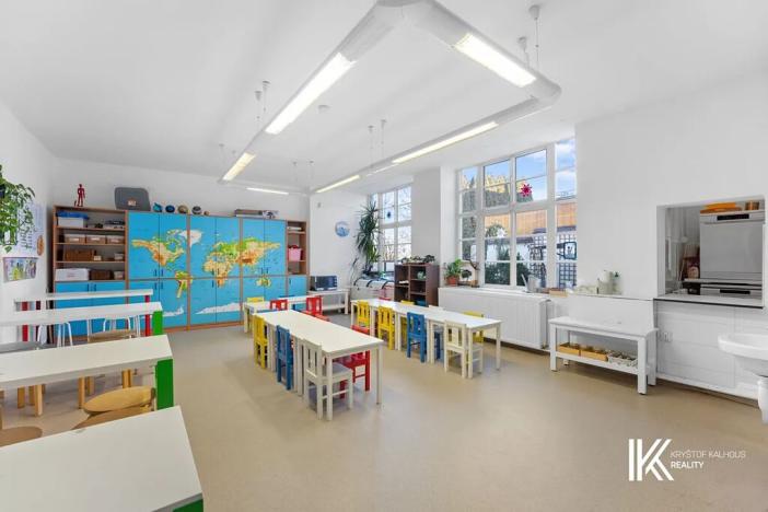 Pronájem komerční nemovitosti, Pardubice, Husova, 371 m2