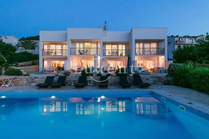 Prodej vily, Vis, Chorvatsko, 320 m2