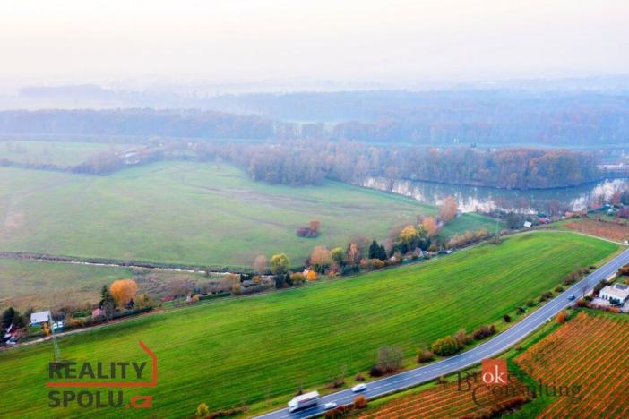 Prodej pole, Mělník, 4499 m2