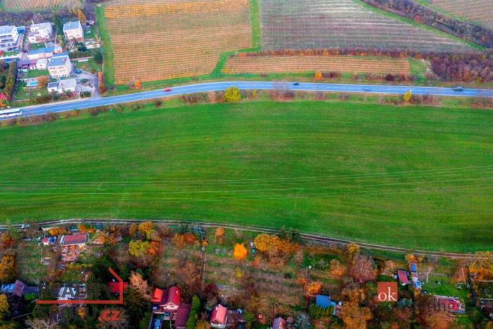 Prodej pole, Mělník, 4499 m2