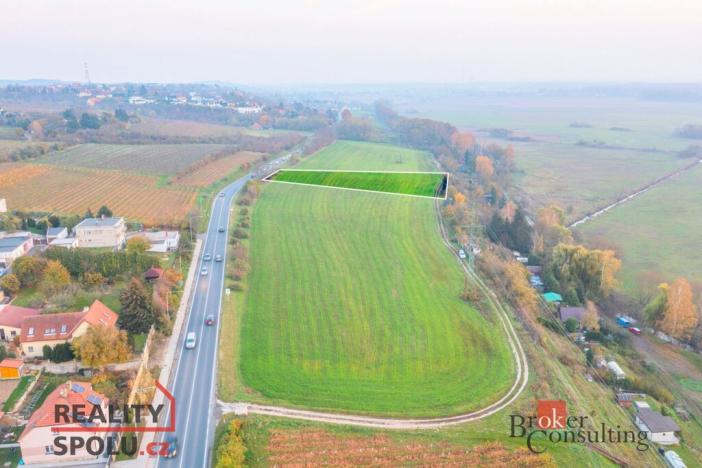 Prodej pole, Mělník, 4499 m2