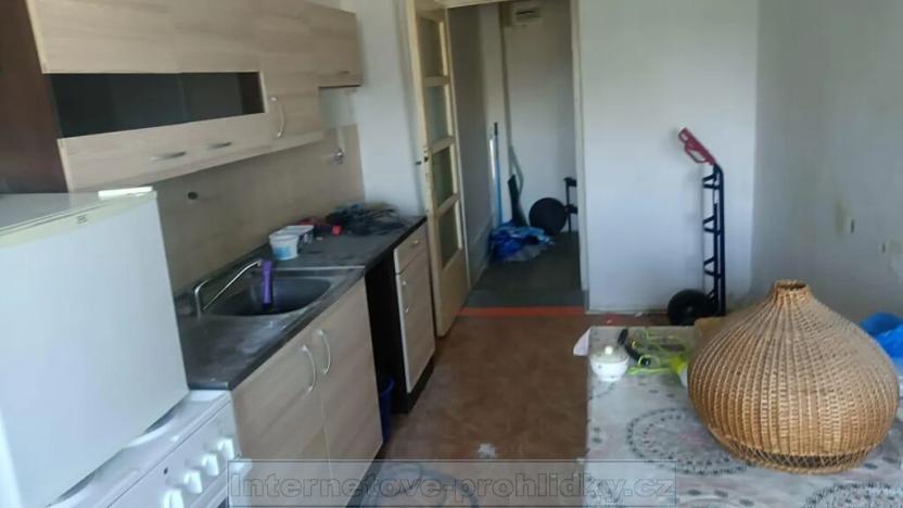 Pronájem bytu 2+kk, Praha - Strašnice, Nad Primaskou, 46 m2