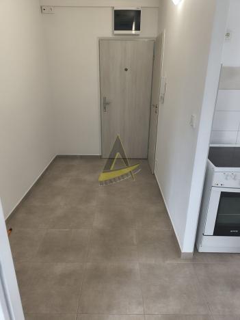 Pronájem bytu 3+1, Kaplice, Na Vyhlídce, 70 m2