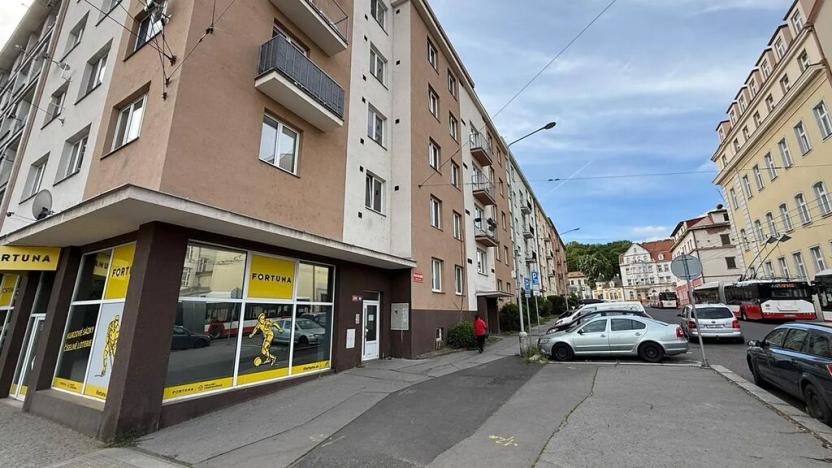 Pronájem bytu 2+1, Ústí nad Labem, Velká Hradební, 60 m2