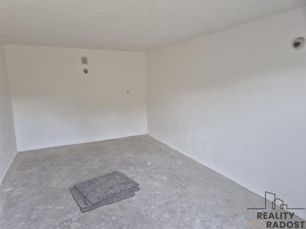 Pronájem garáže, Třinec - Dolní Líštná, 29 m2