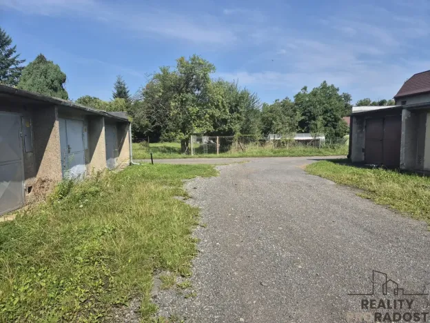 Pronájem garáže, Třinec - Dolní Líštná, 29 m2