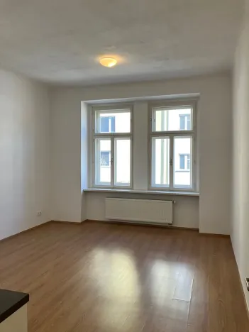 Pronájem bytu 2+kk, Praha - Libeň, Lindnerova, 43 m2